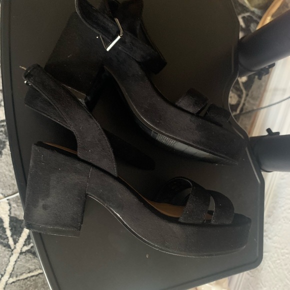 Ardene - Picture 3 of 3